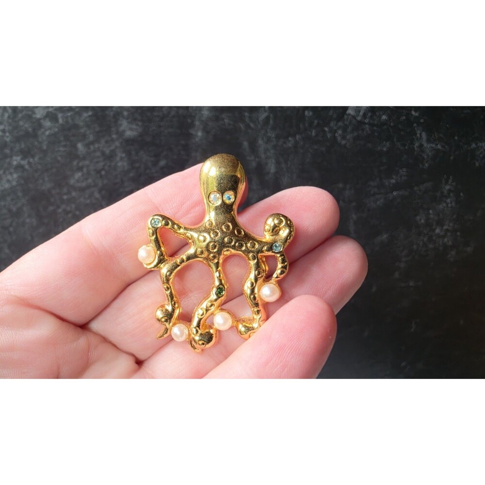 Avon Octopus Faux Pearl And Rhinestone Gold Tone Metal Pin Vintage READ